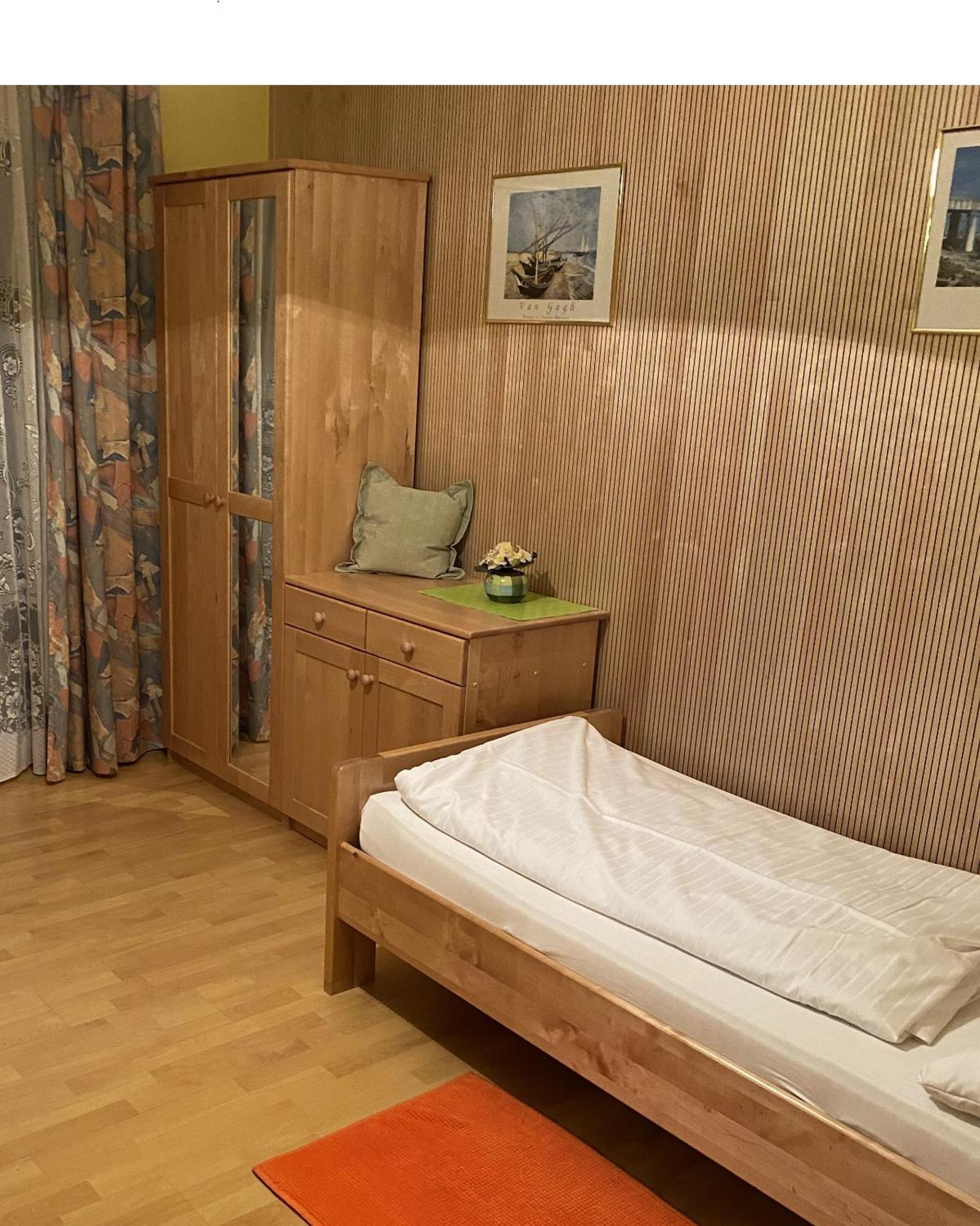 Hotel-Restaurant-Vinothek Felix Sommer Auersthal Dış mekan fotoğraf